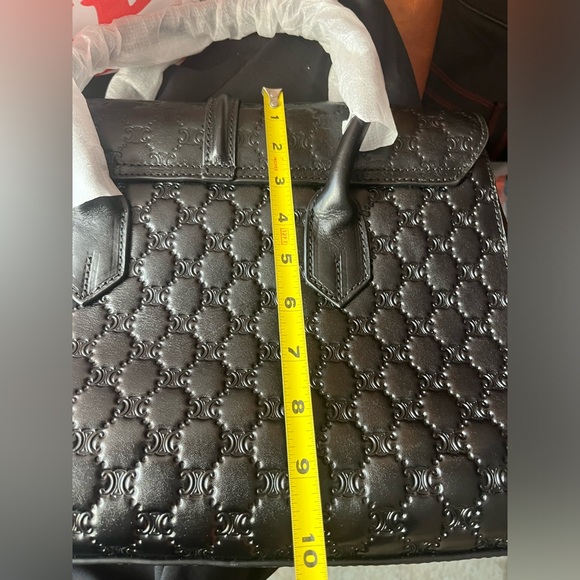 Black Quilted Leather Handbag - Picture 10 of 11